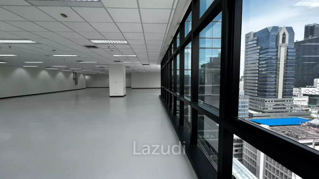 Office For Rent At Silom Complex