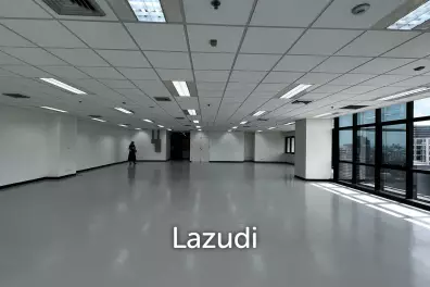 Office For Rent At Silom Complex