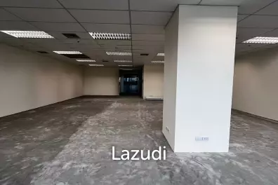 Office For Rent At Thaniya Plaza
