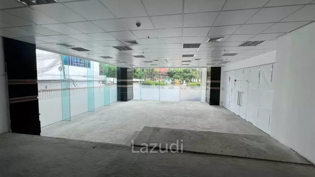 Retail For Rent At Le Concorde