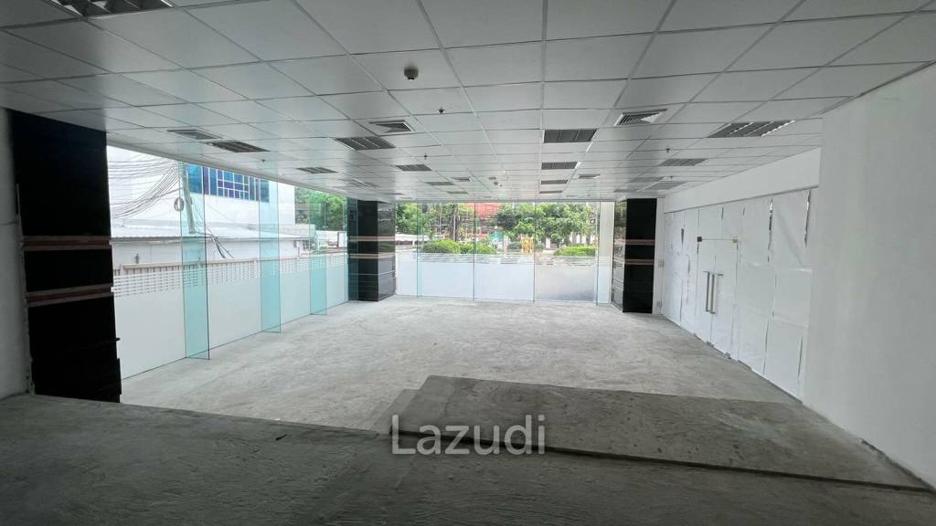 Retail For Rent At Le Concorde