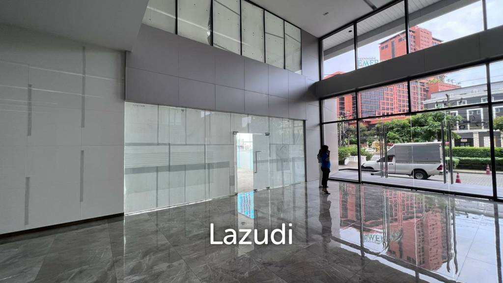 Retail For Rent At Le Concorde