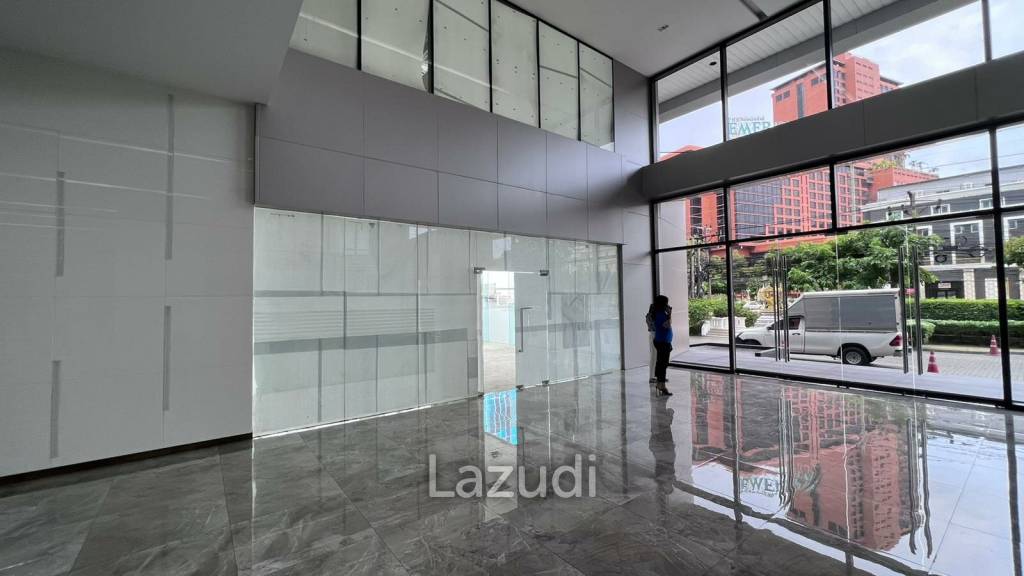 Retail For Rent At Le Concorde