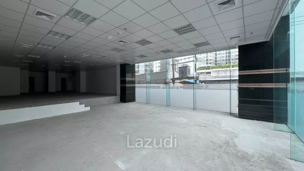Retail For Rent At Le Concorde