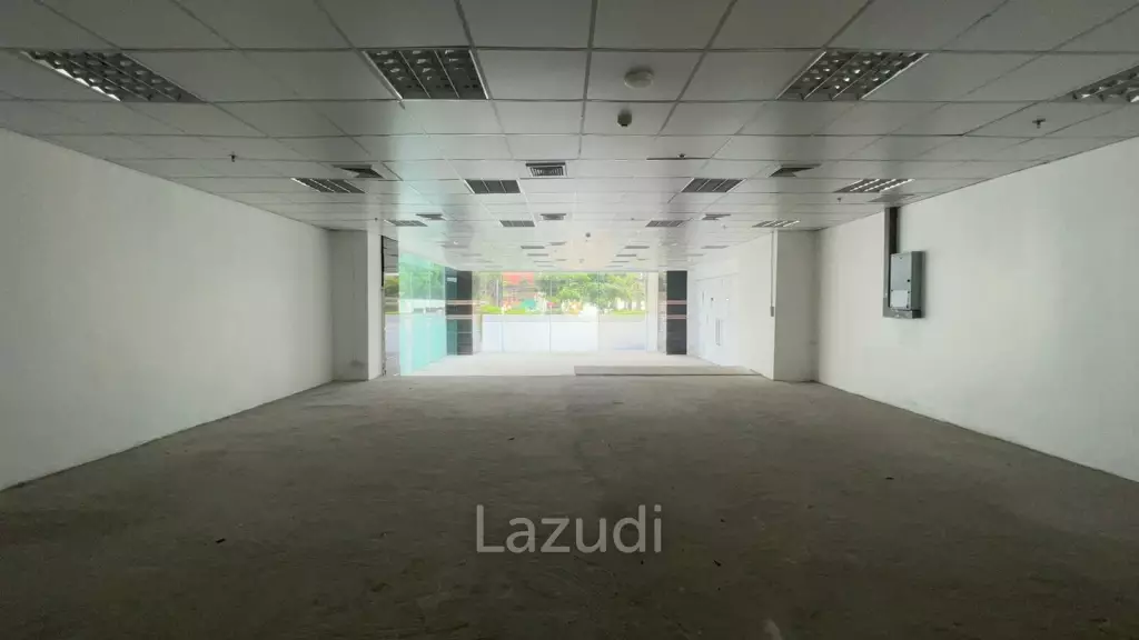 Retail For Rent At Le Concorde