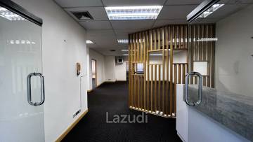 Office For Rent At Thaniya Plaza