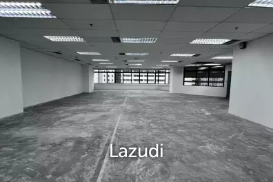 Office For Rent At Sindhorn Tower