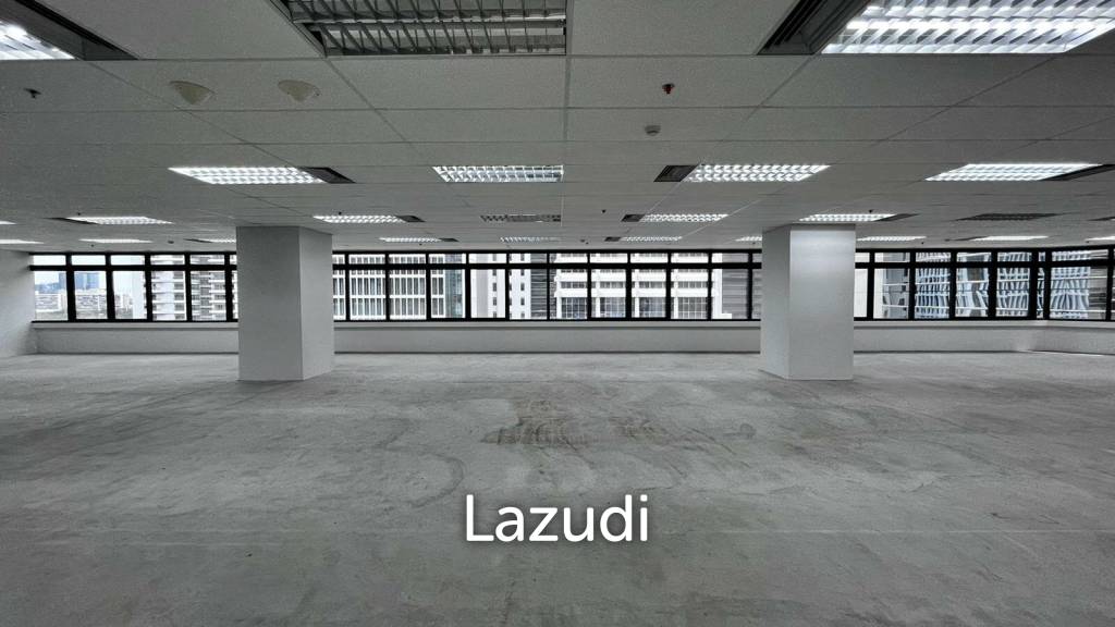 Office For Rent At Sindhorn Tower