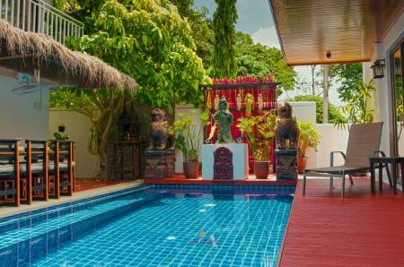 5 Bedroom 5 Bathroom Pool Villa in Phuket