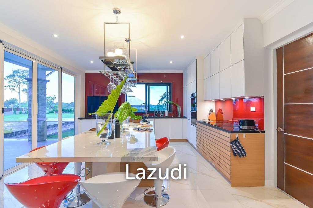 3,800 Sqm 5 Bed 6 Bath Villa For Sale