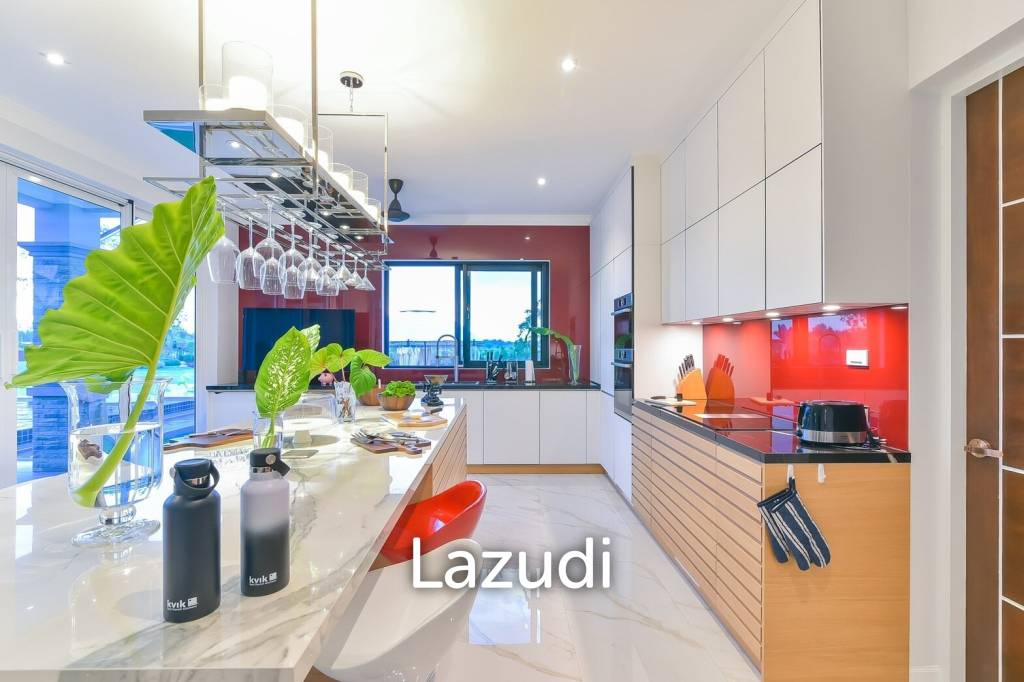 3,800 Sqm 5 Bed 6 Bath Villa For Sale