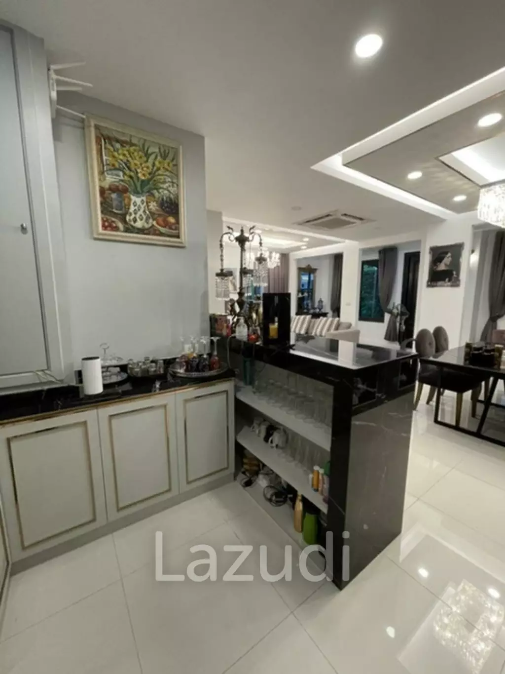 5 Bed 5 Bath House For Sale