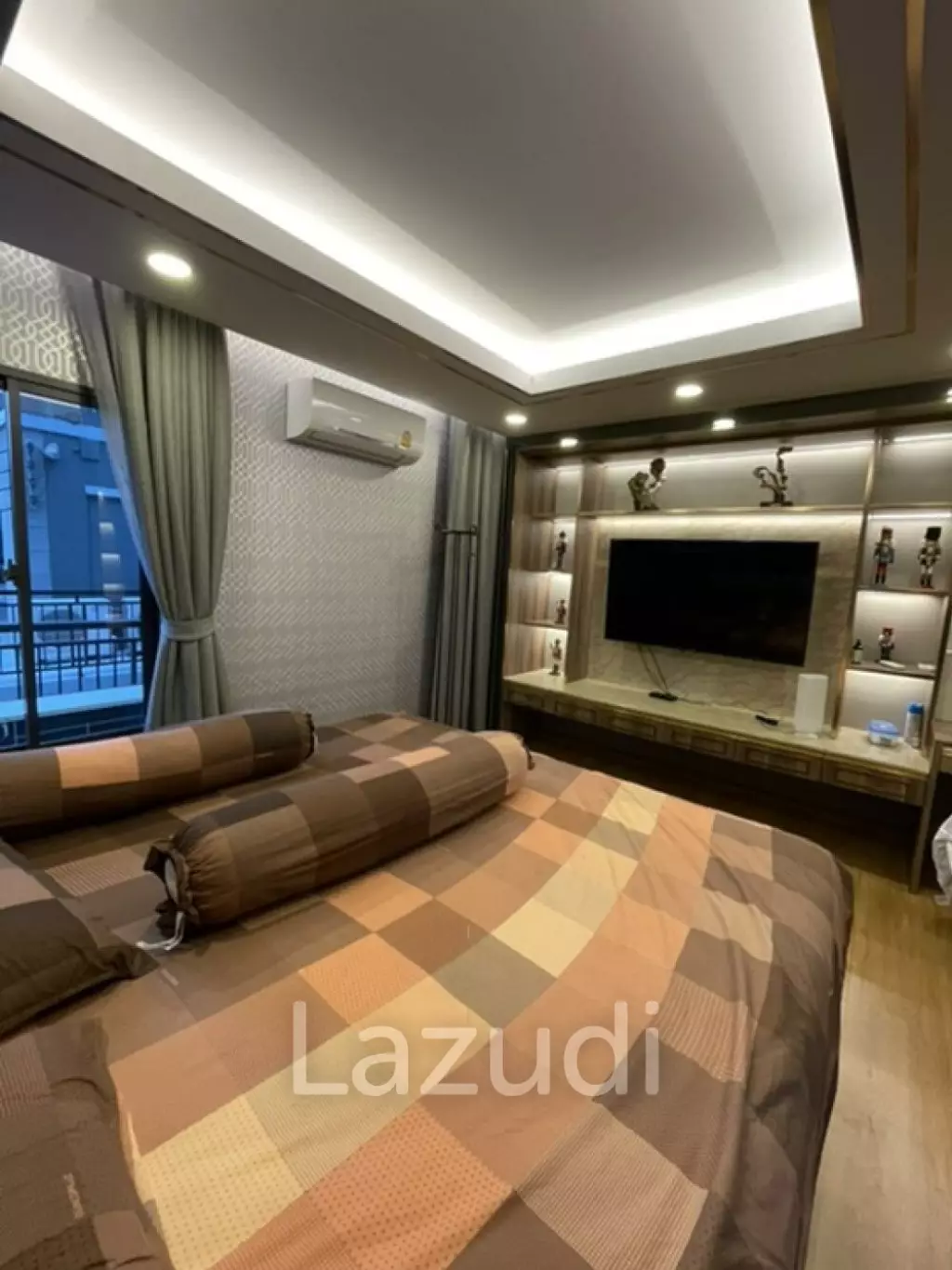 5 Bed 5 Bath House For Sale