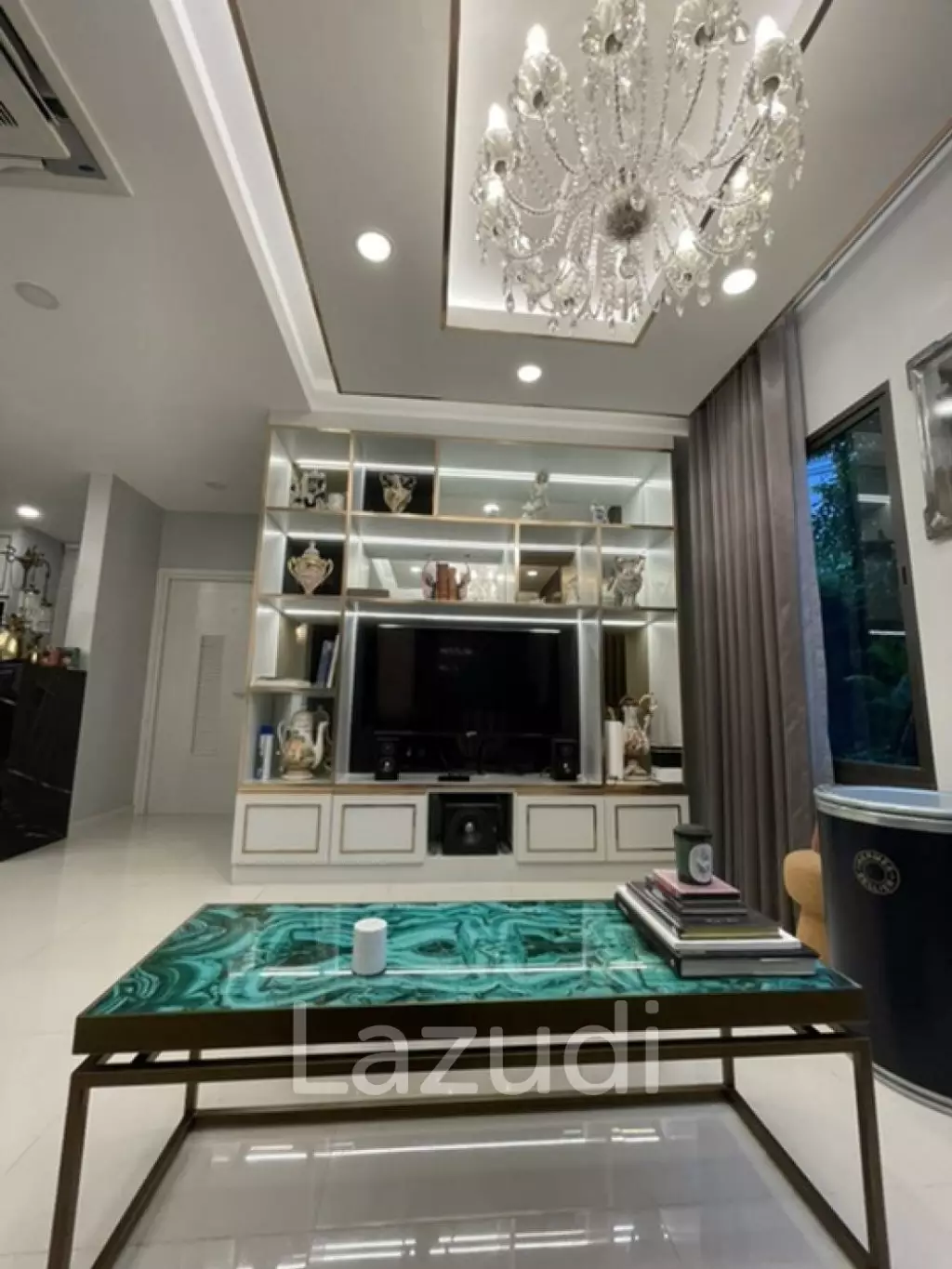 5 Bed 5 Bath House For Sale