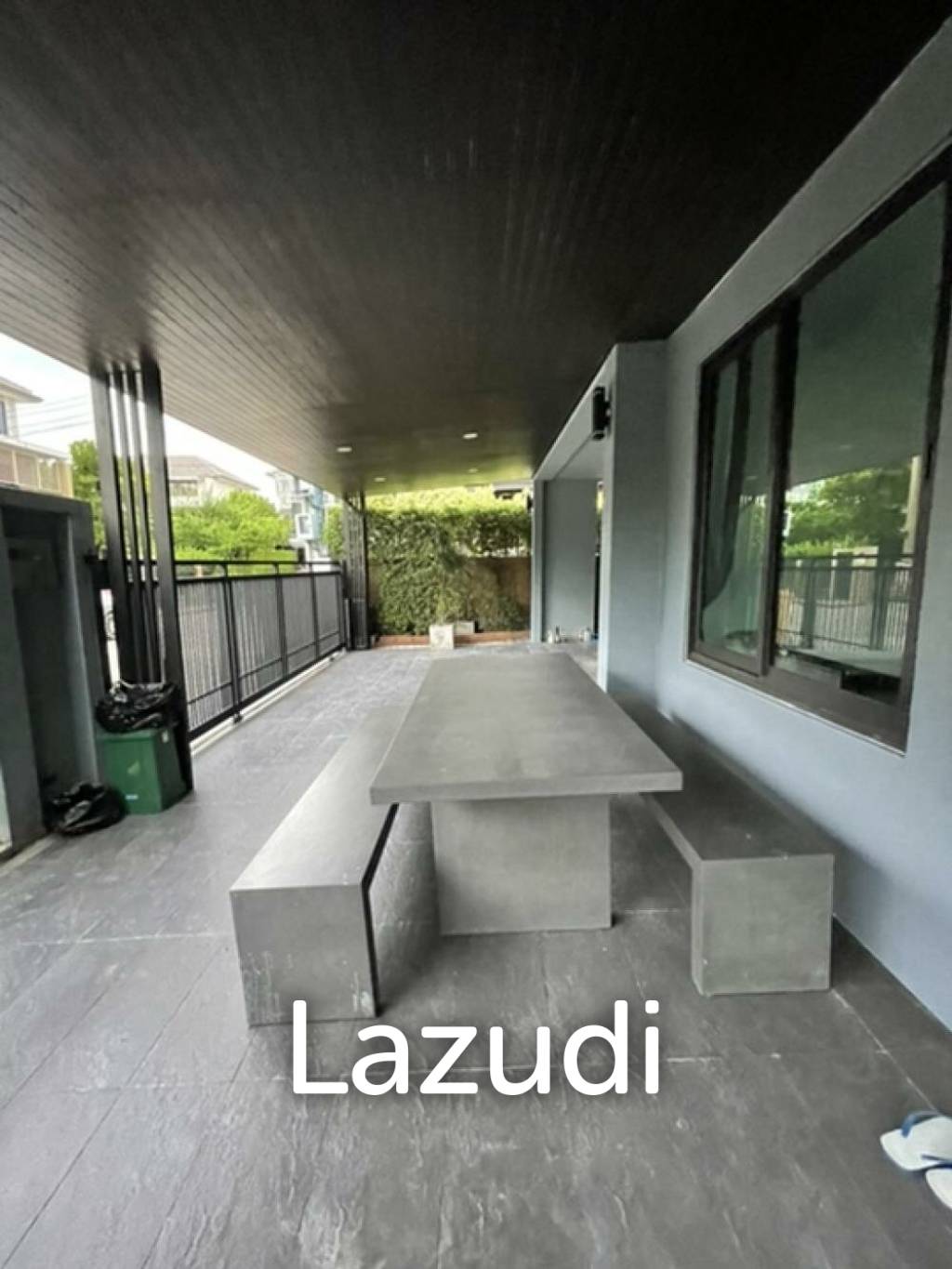 5 Bed 5 Bath House For Sale