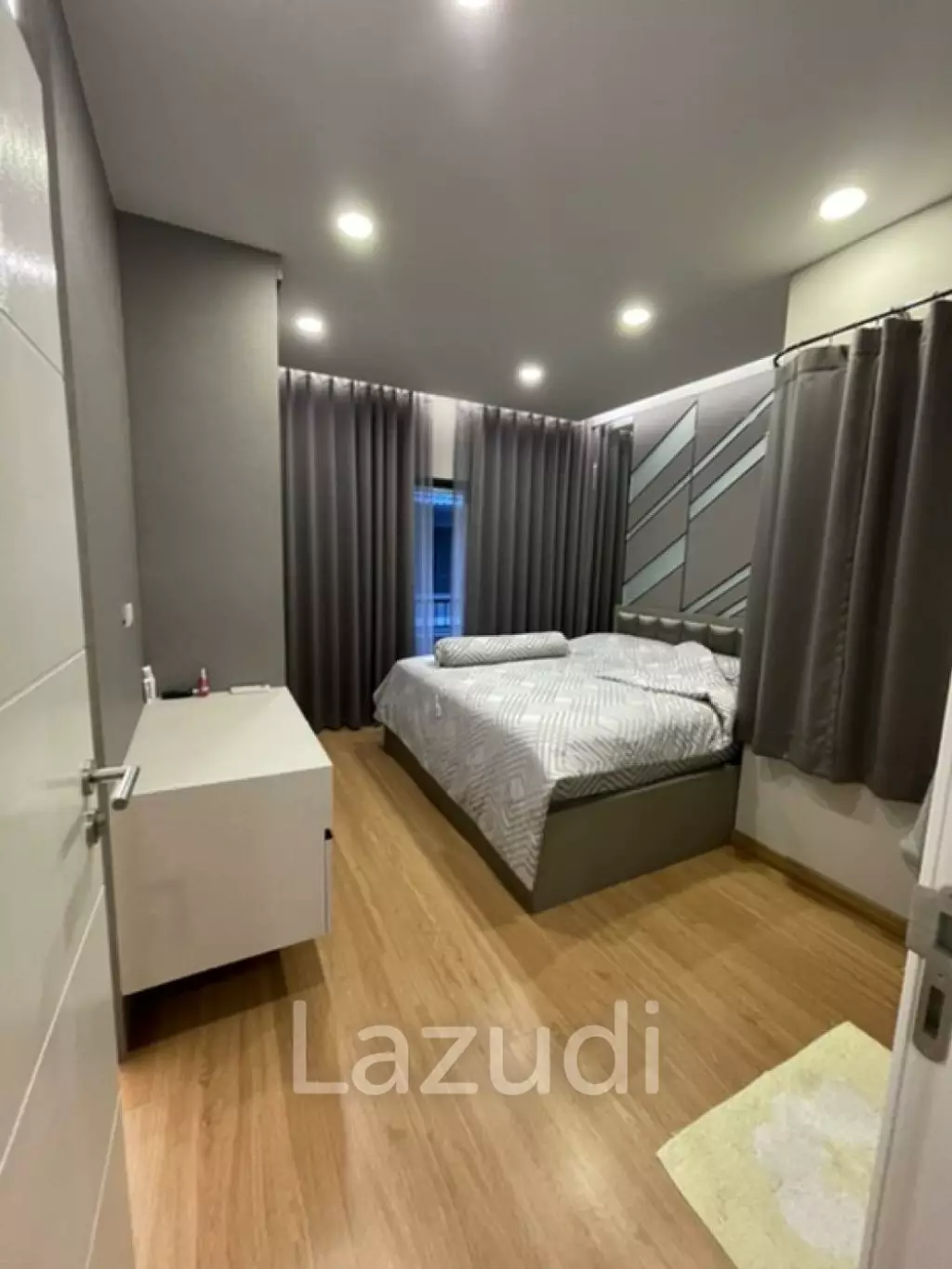 5 Bed 5 Bath House For Sale