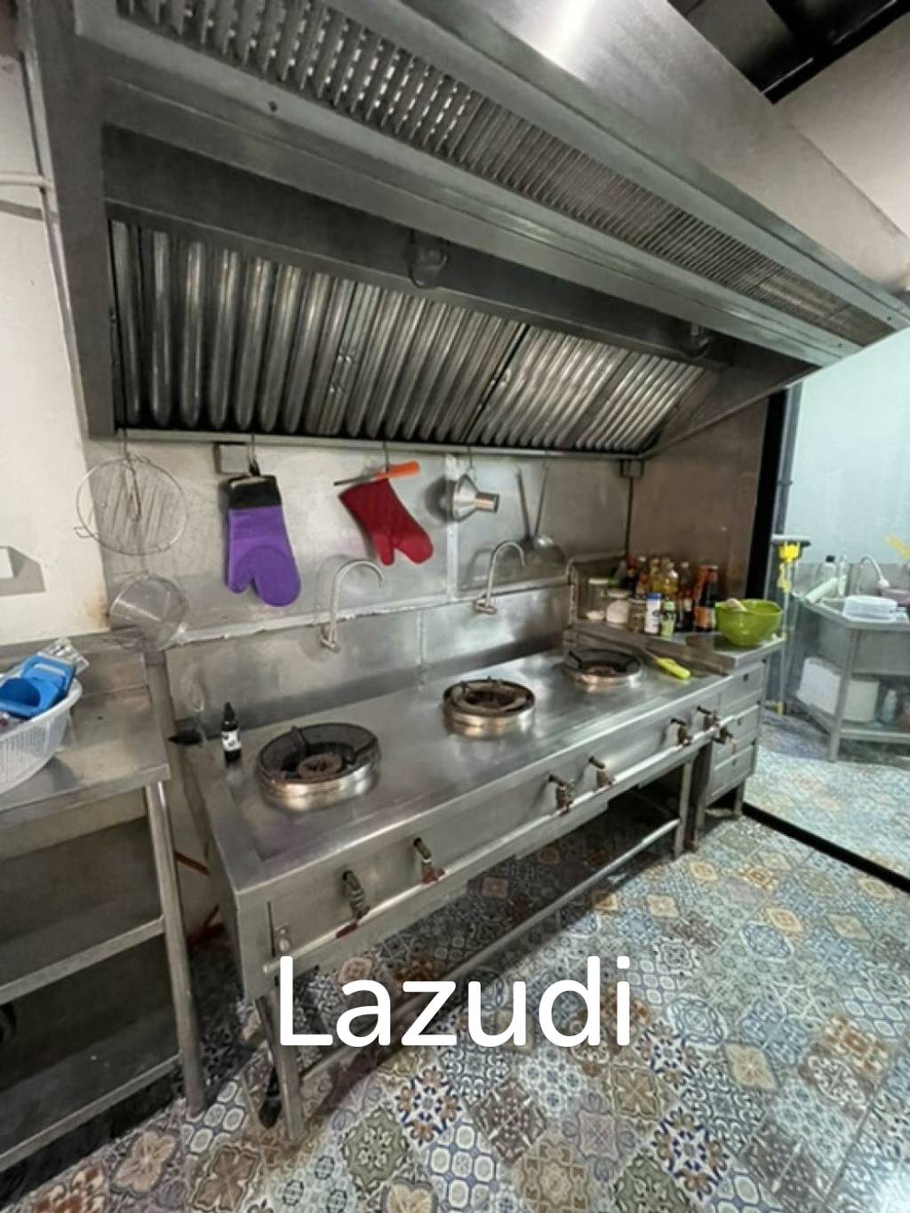 5 Bed 5 Bath House For Sale