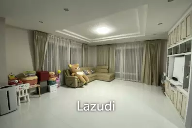 3 Bed 4 Bath House For Sale