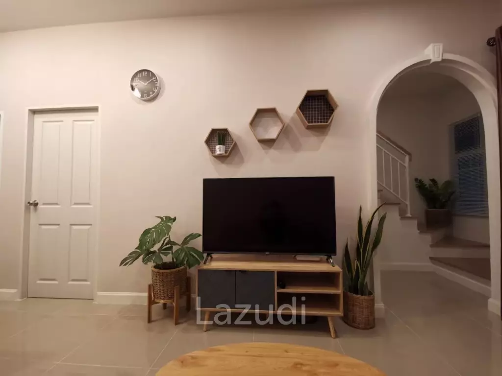 Beautiful Townhouse for Sale in Chiang Mai