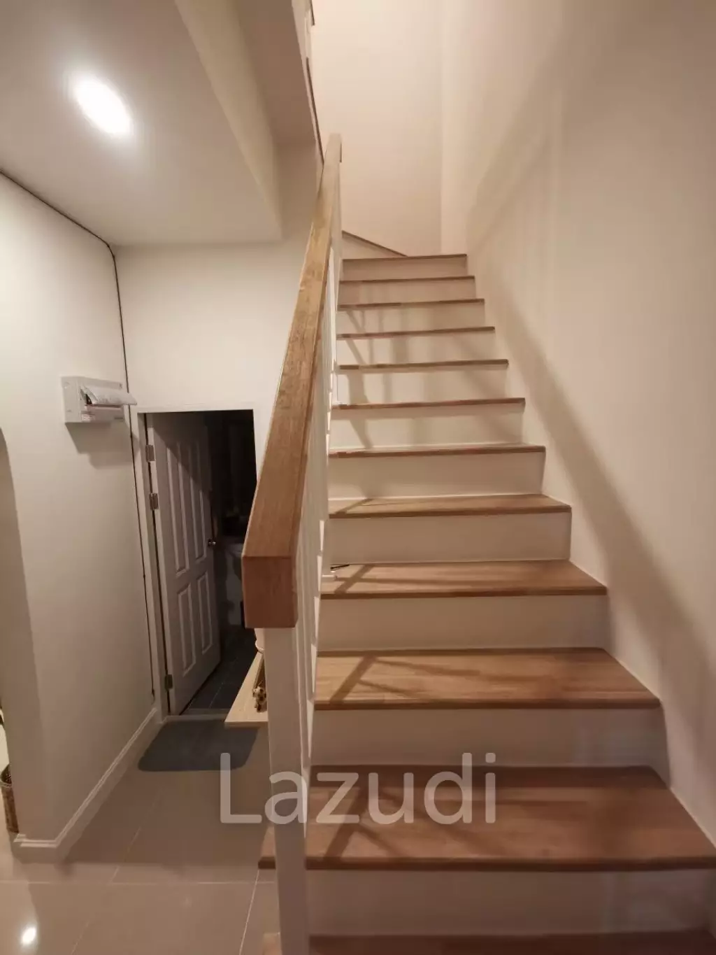 Beautiful Townhouse for Sale in Chiang Mai
