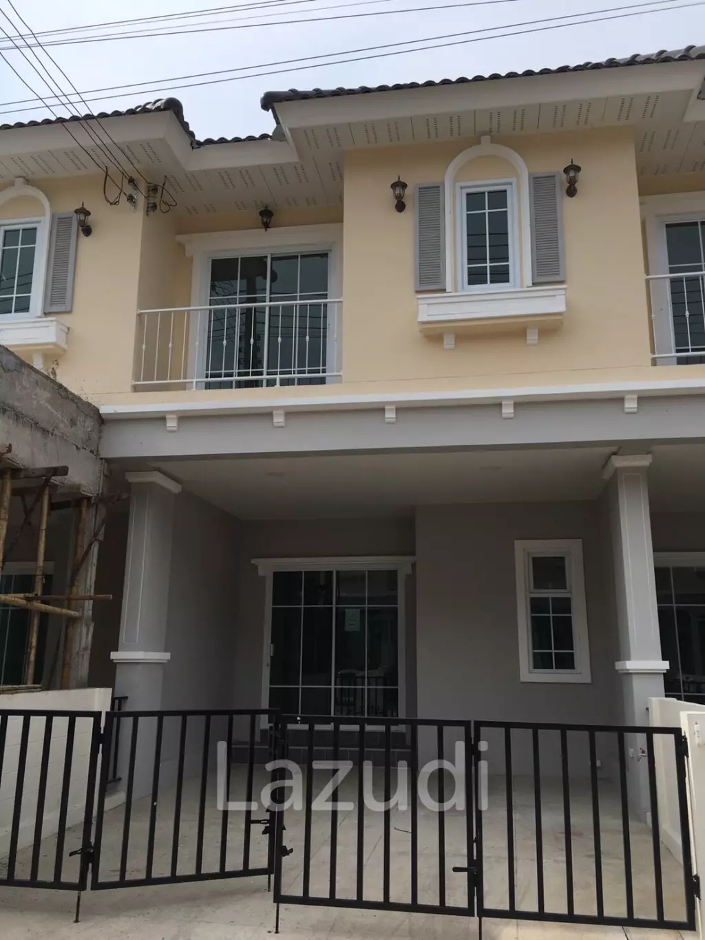 Beautiful Townhouse for Sale in Chiang Mai
