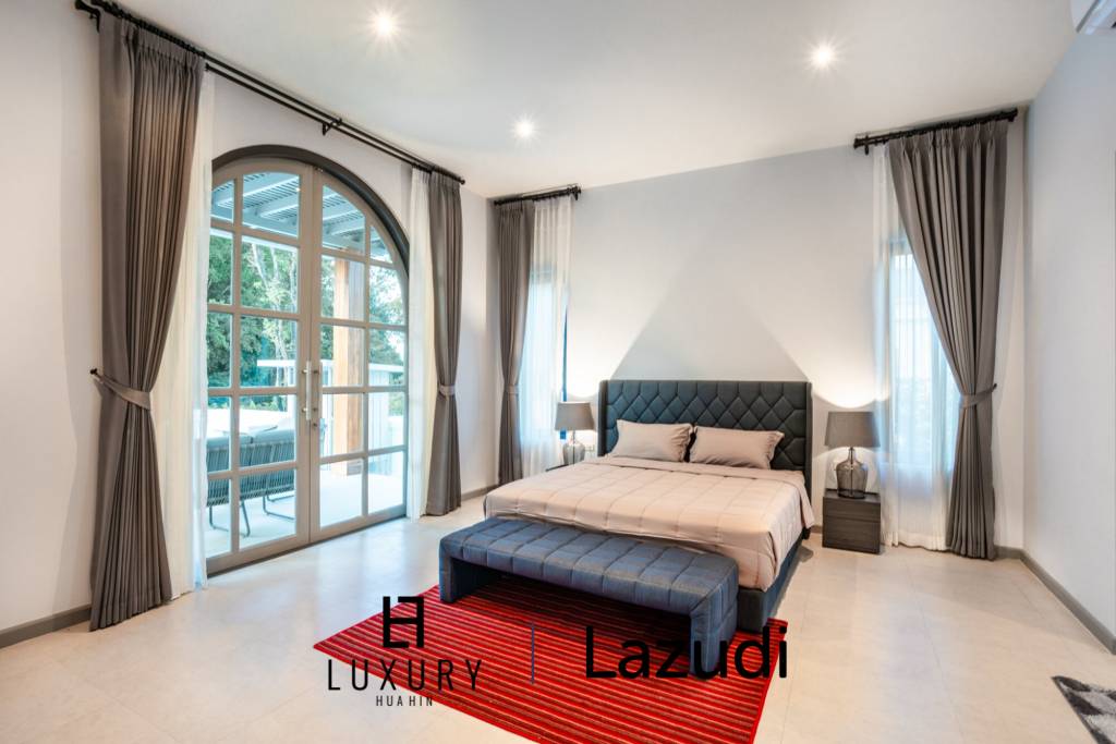 700 ตร.ม 2 เตียง 2 อาบน้ำ วิลล่า For ขาย