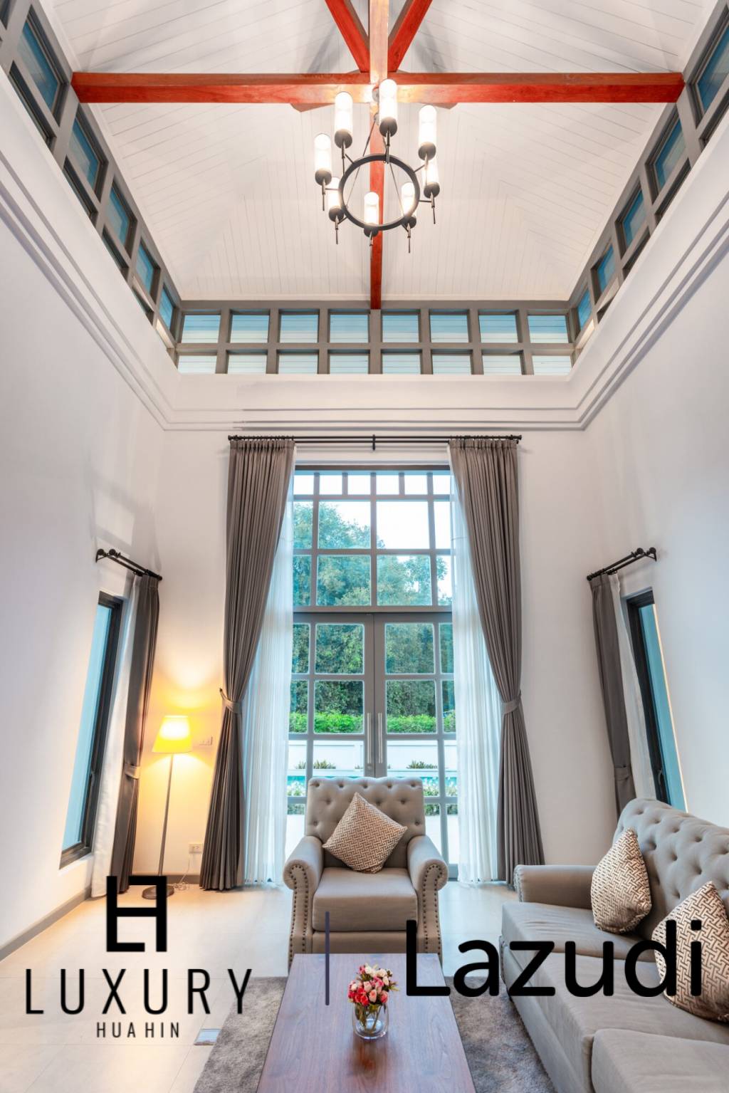 700 ตร.ม 2 เตียง 2 อาบน้ำ วิลล่า For ขาย