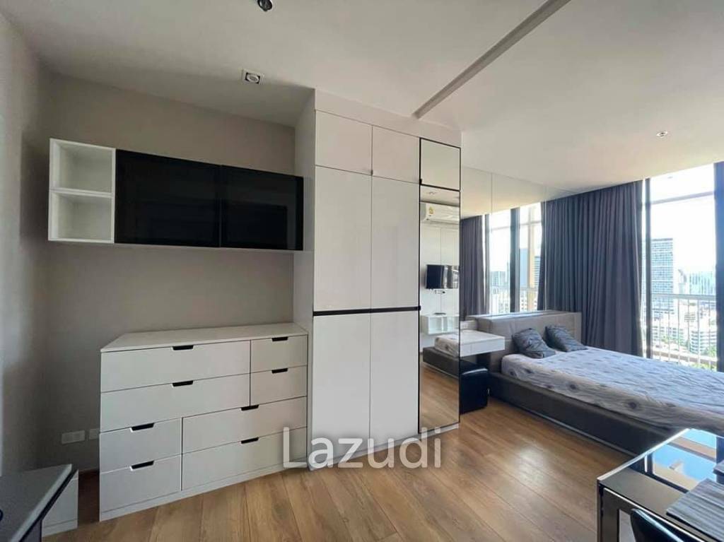 Studio 1 Bath 29 SQ.M Park Origin Phromphong