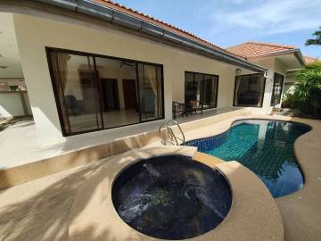 3 Bedroom Pool Villa For Sale Jomtien Pattaya