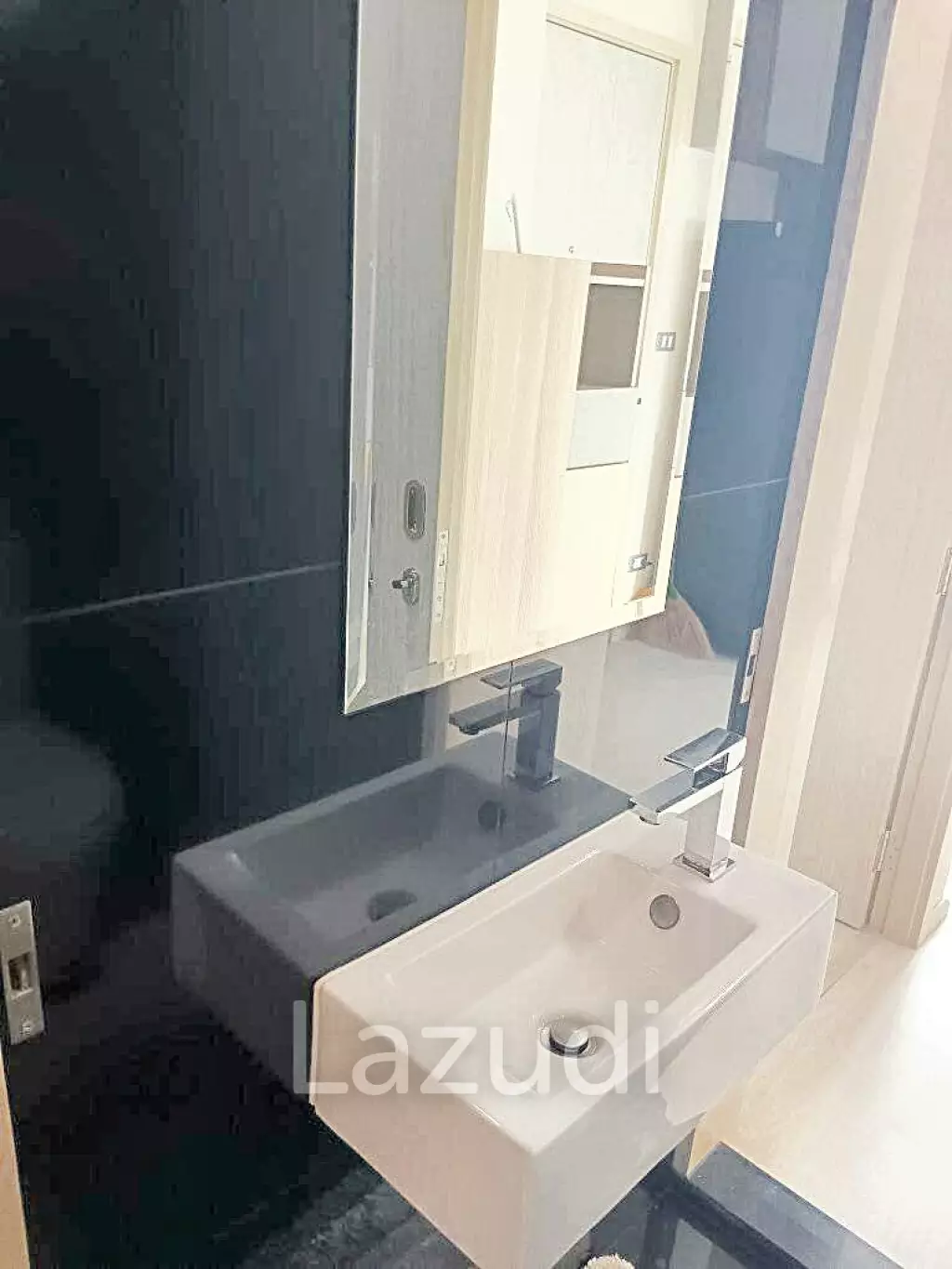 49 sqm 1 Bed Condo on 17th Floor at Rhythm Sukhumvit 36-38 Phra Khanong