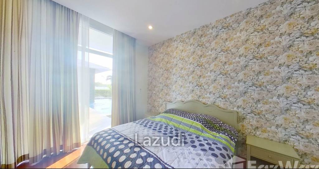 3 Bed 2 Bath Pool Villa For Sale in Cha-Am