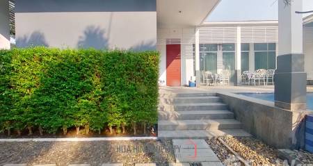 3 Bed 2 Bath Pool Villa For Sale in Cha-Am