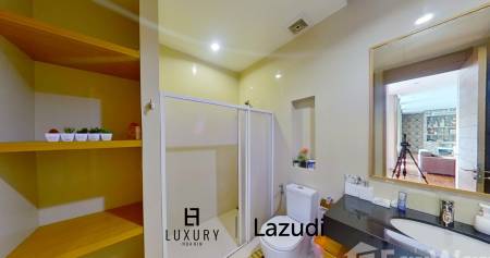 696 metro cuadrado 3 ` 2 Baño Villa de Venta