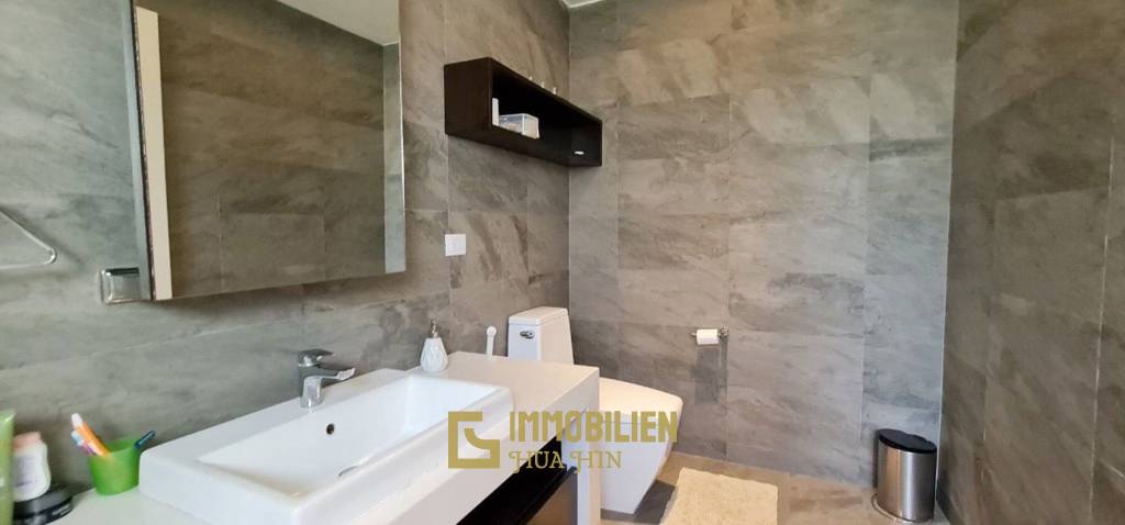 476 metro cuadrado 3 ` 3 Baño Villa de Venta