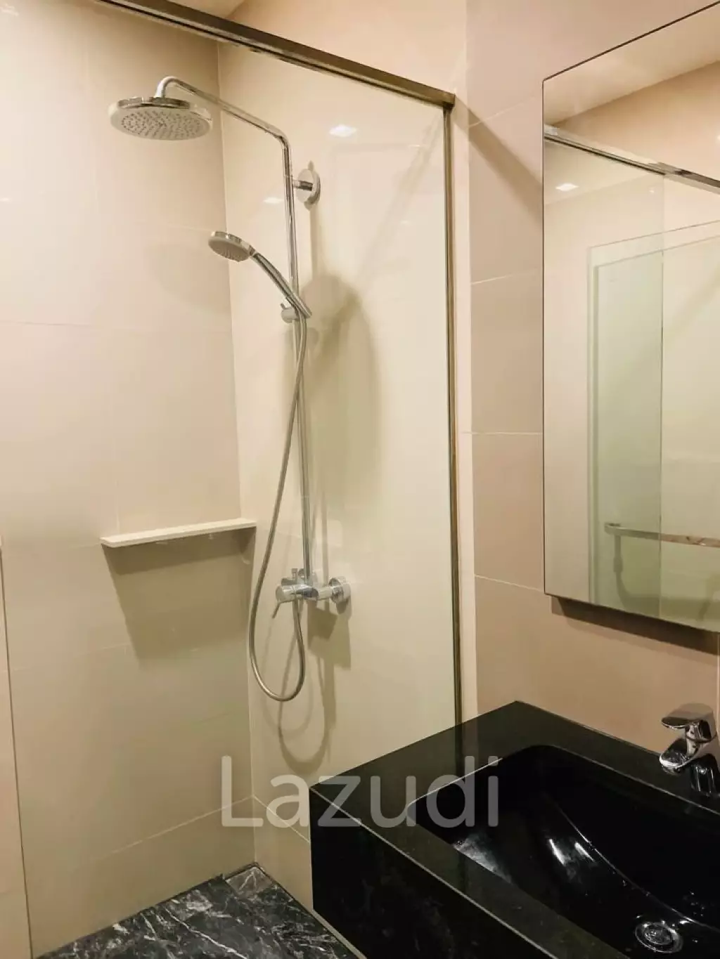 1 Bed 1 Bath 30 SQ.M Edge Sukhumvit 23