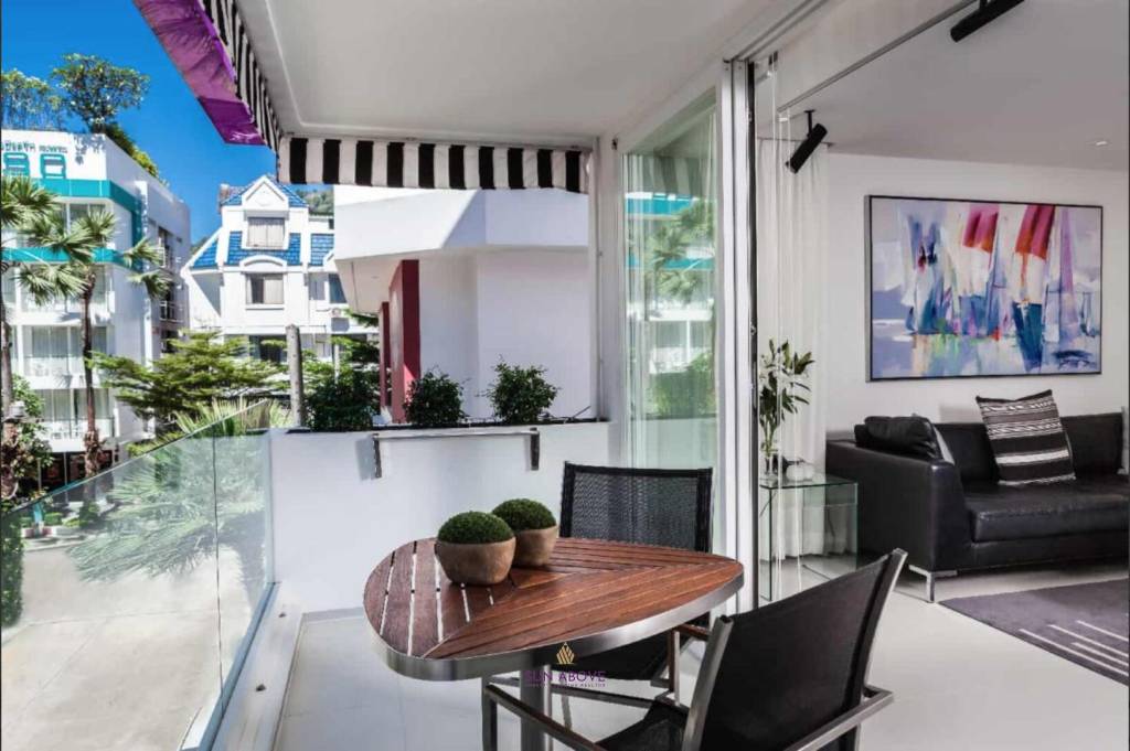 Luxury Central Patong 1BR Apartment