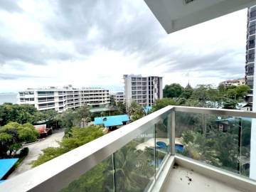 Sea view condo in The Palm Wong Amat for sale