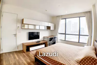 2 Bed 2 Bath 76 SQ.M The Room Sukhumvit 62