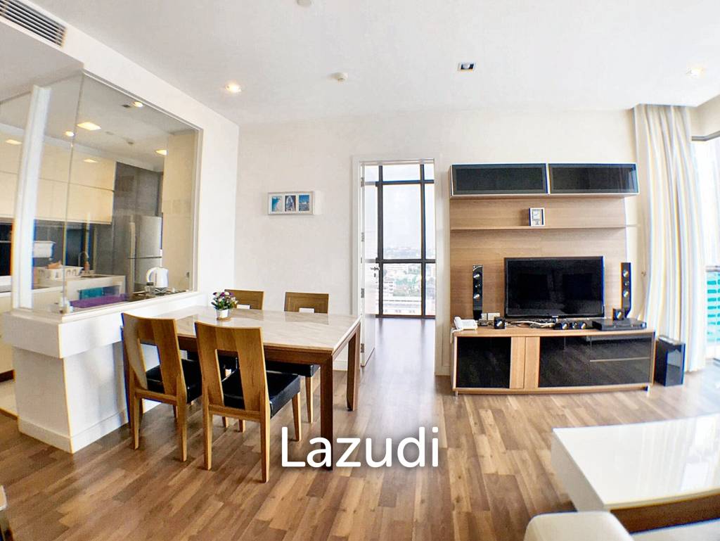 2 Bed 2 Bath 76 SQ.M The Room Sukhumvit 62