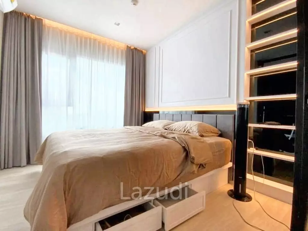 35 sqm high floor condo at Life One Wireless Lumpini Pathum Wan Bangkok