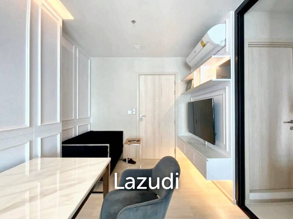 35 sqm high floor condo at Life One Wireless Lumpini Pathum Wan Bangkok