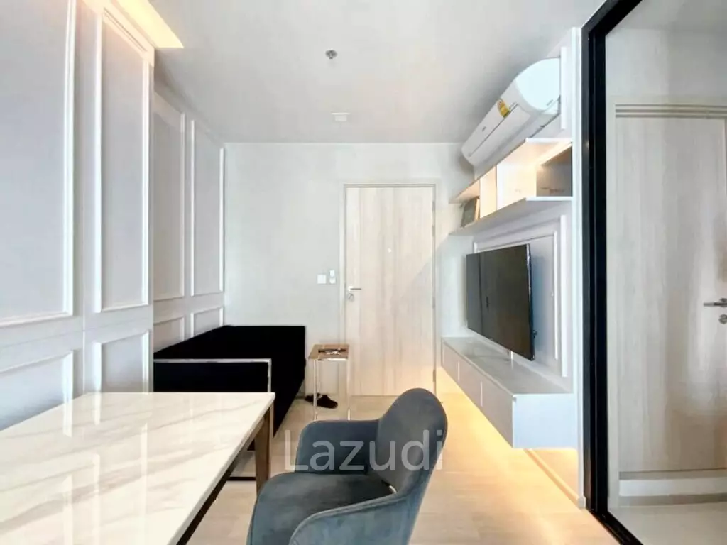 35 sqm high floor condo at Life One Wireless Lumpini Pathum Wan Bangkok
