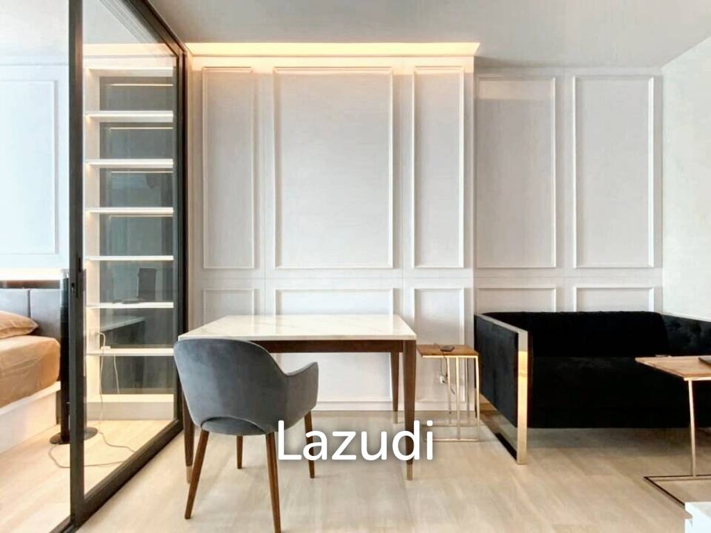 35 sqm high floor condo at Life One Wireless Lumpini Pathum Wan Bangkok