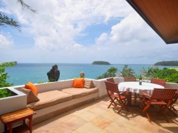 Ocean Front Kata Noi Villa
