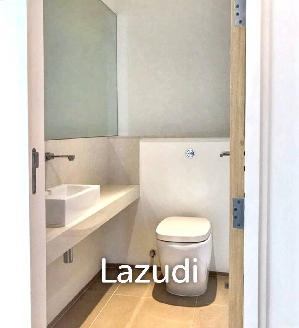 2 Bed 2 Bath 111.14 Sqm Condo For Sale