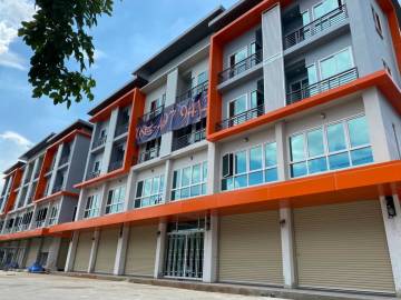 Selling townhome 13 booths, 4 floors, Ramkhamhaeng area, Romklao housing