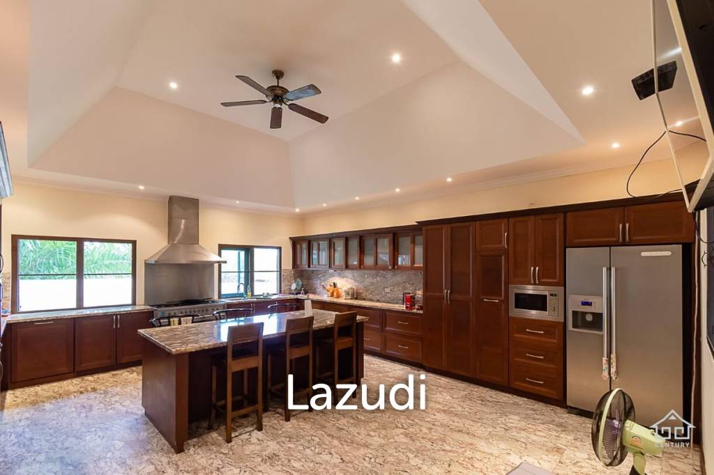 2,400 Sqm 5 Bed 6 Bath Villa For Sale