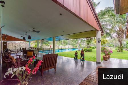 PALM HILLS HOMES : Great Luxury 5 Bed Pool Villa plus maids quarters