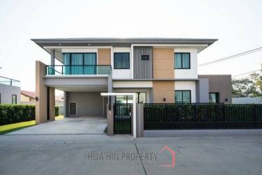 Modern Luxury Villa in heart of Hua Hin