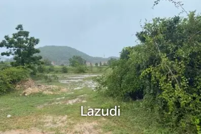 12 Rai of Land, directly on the main highway